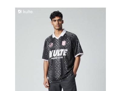 Une seule série. 50 exemplaires.