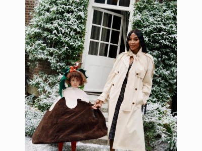 L'art de superposer avec Naomi Campbell