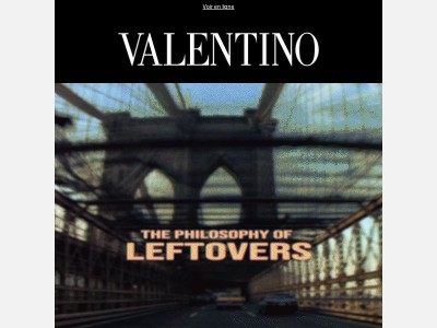 Aujourd’hui. En direct de Paris. Valentino Antibiblioteca.